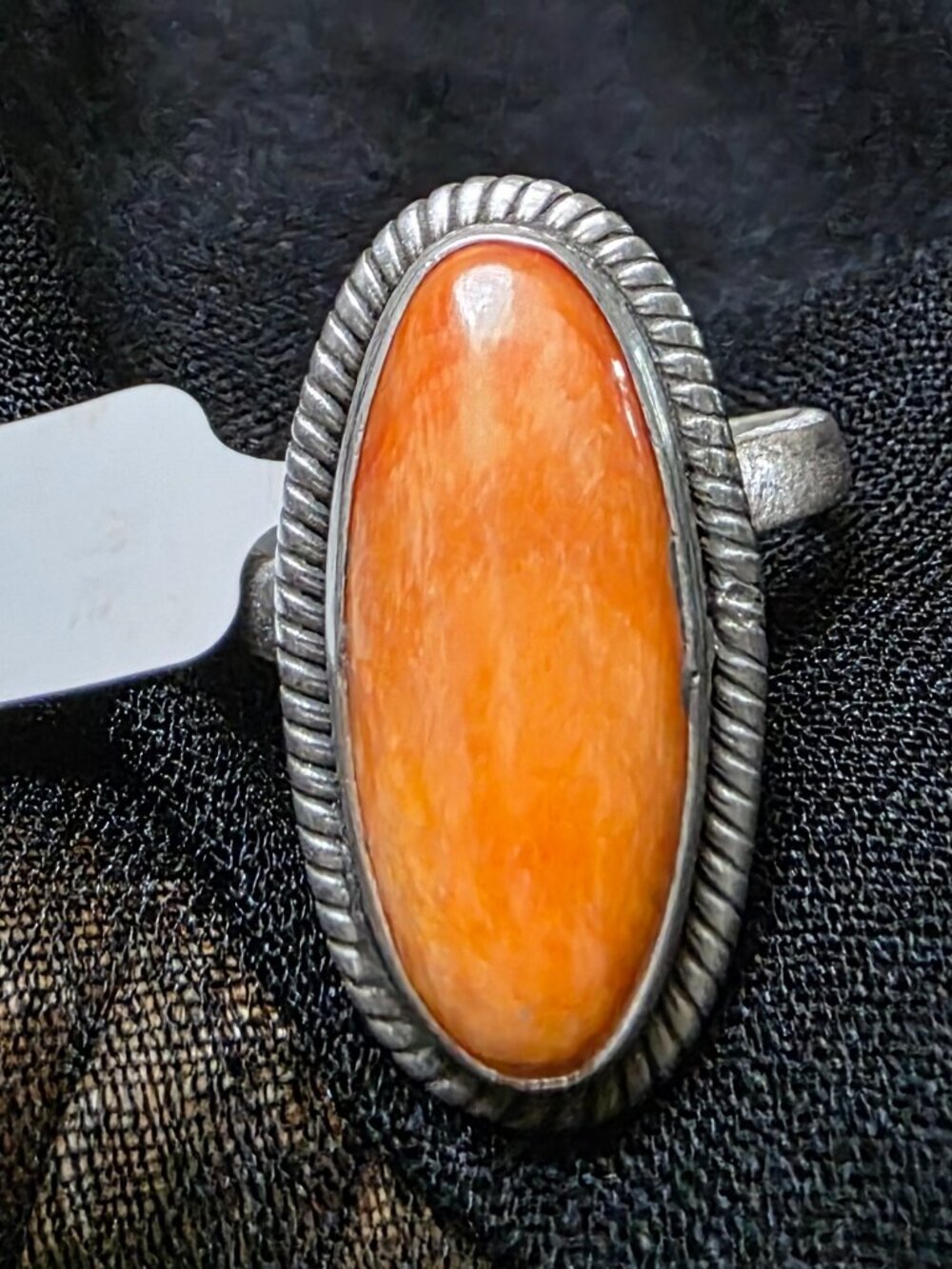 NWT-Genuine Spiny Oyster ring